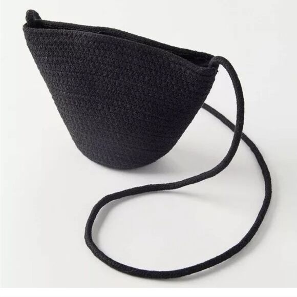 Black Rope woven mini bowl bag with spaghetti strap - Picture 4 of 5